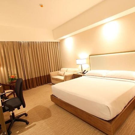 Garden Orchid Hotel & Resort Corp. サンボアンガ エクステリア 写真